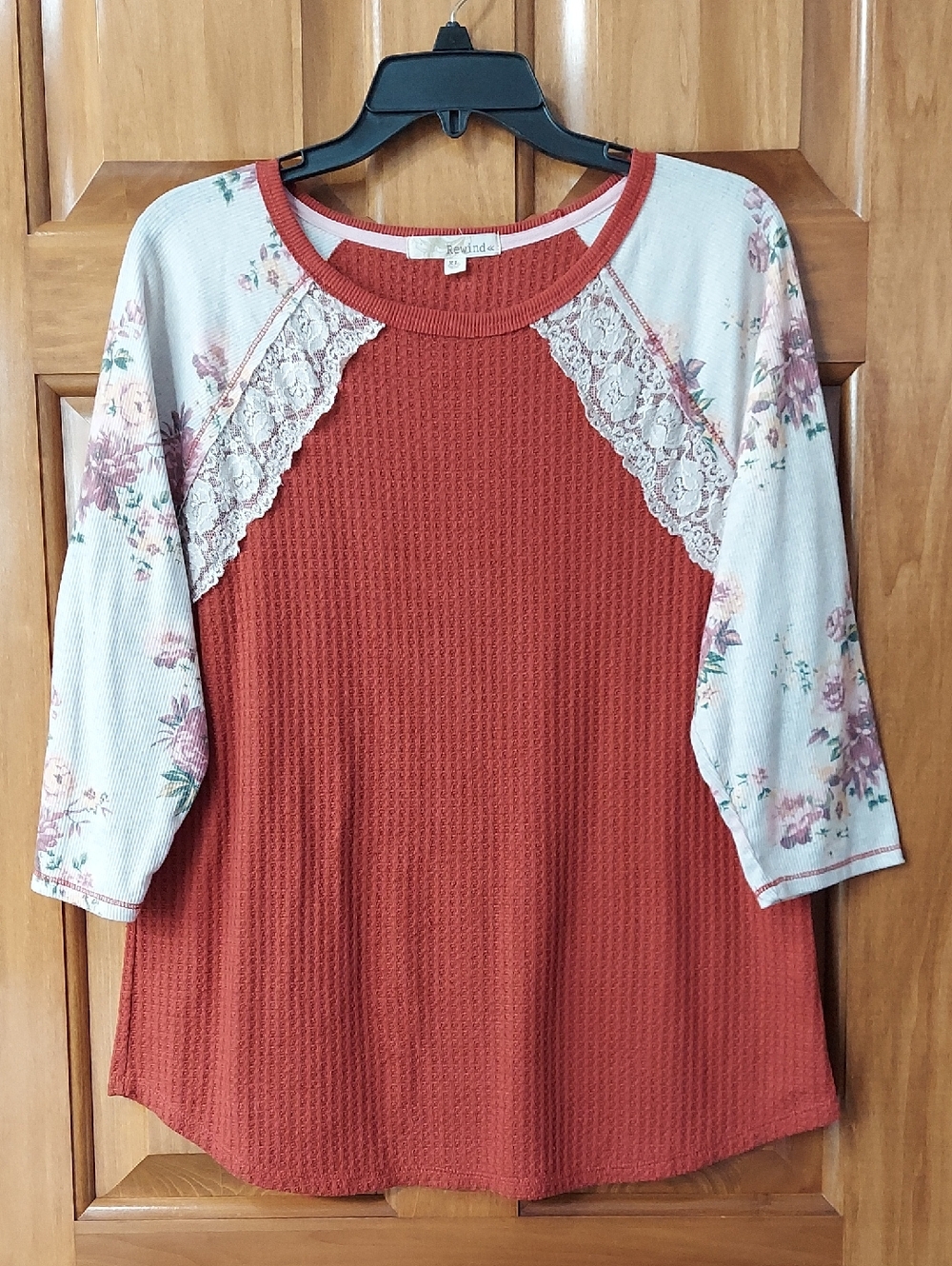 Rewind Rust Waffle-Knit Top with Cream Floral Raglan Sleeves, Stretchy, Size XL